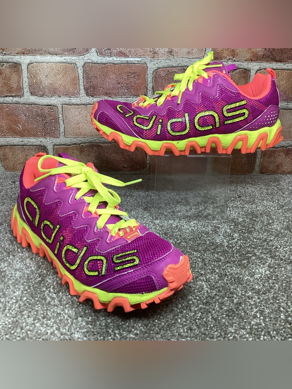 Adidas Vigor TR 3 women trail running shoes size 6